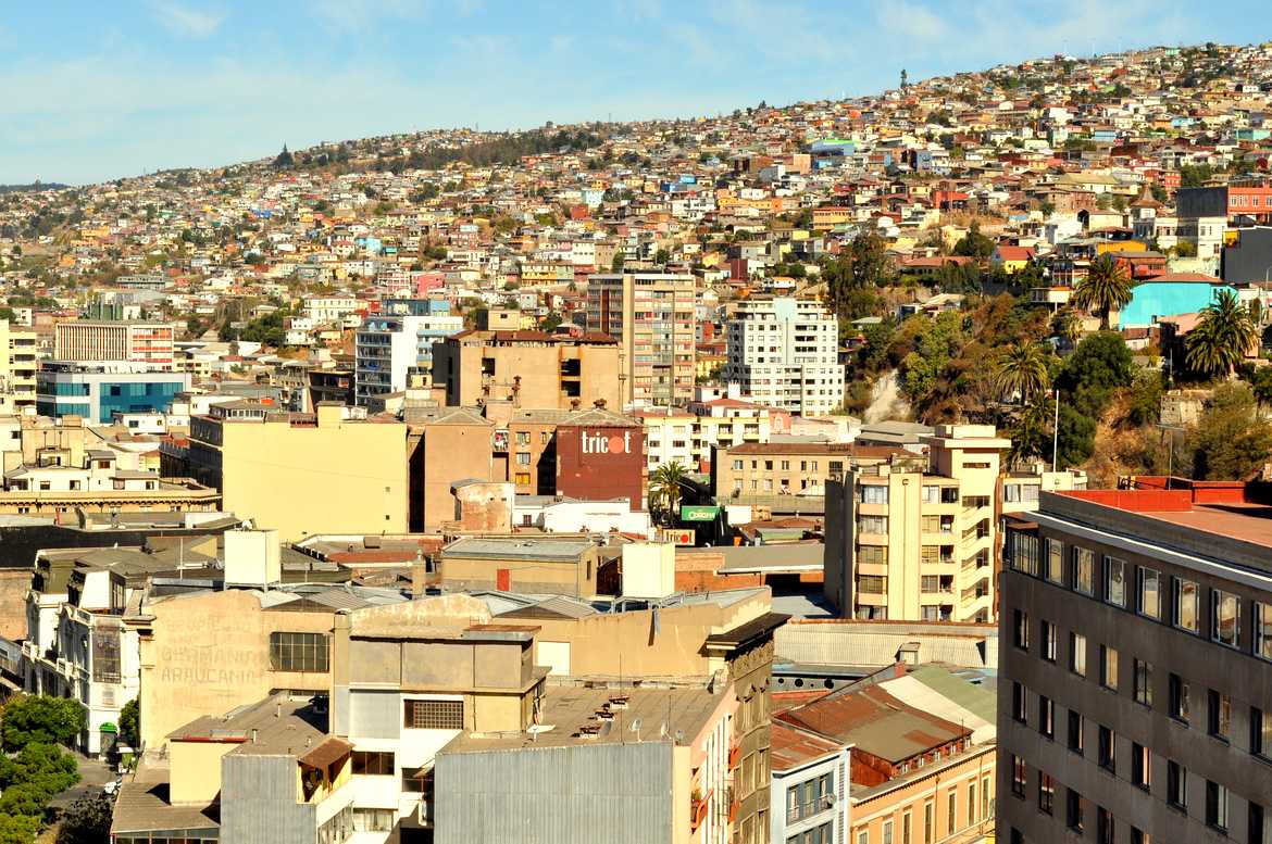 Valparaiso is a cool-colorful city, you'll enjoy your time here